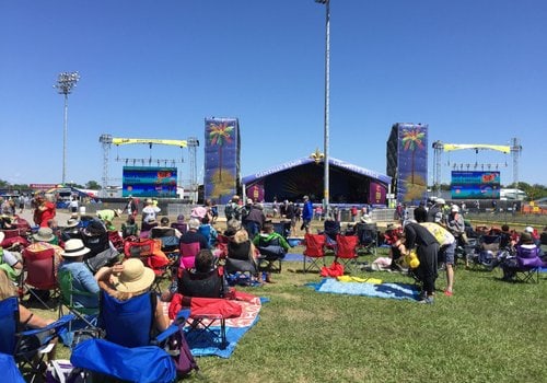 Is jazz fest cash only?